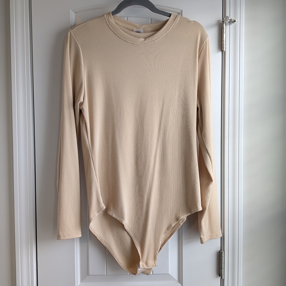 RealEssentials 1x Women's Round Neck Long Sleeve Ribbed Bodysuit Shirt Top Beige